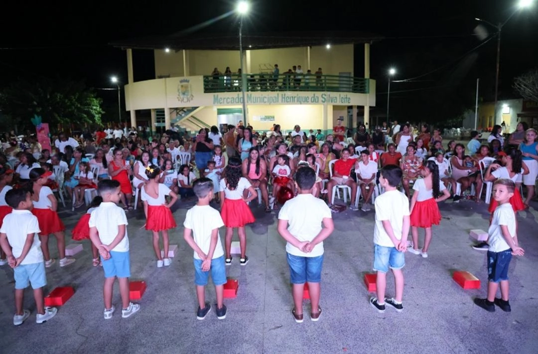 São Miguel do Fidalgo celebra mães fidalguenses com apresentações culturais, homenagens e música ao vivo