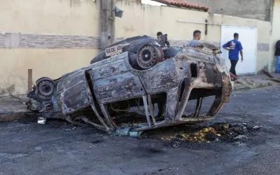 Acidente em Teresina: Motorista tem 85% do corpo queimado após carro capotar e incendiar