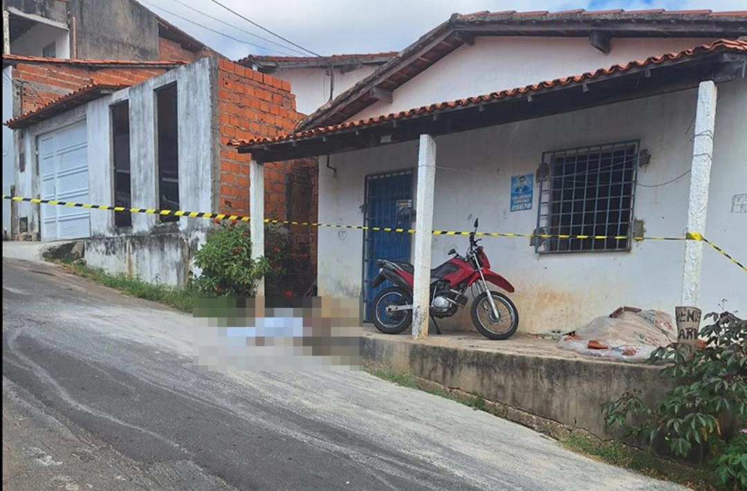 Artesão é perseguido e morto a tiros próximo à igreja na zona Norte de Teresina
