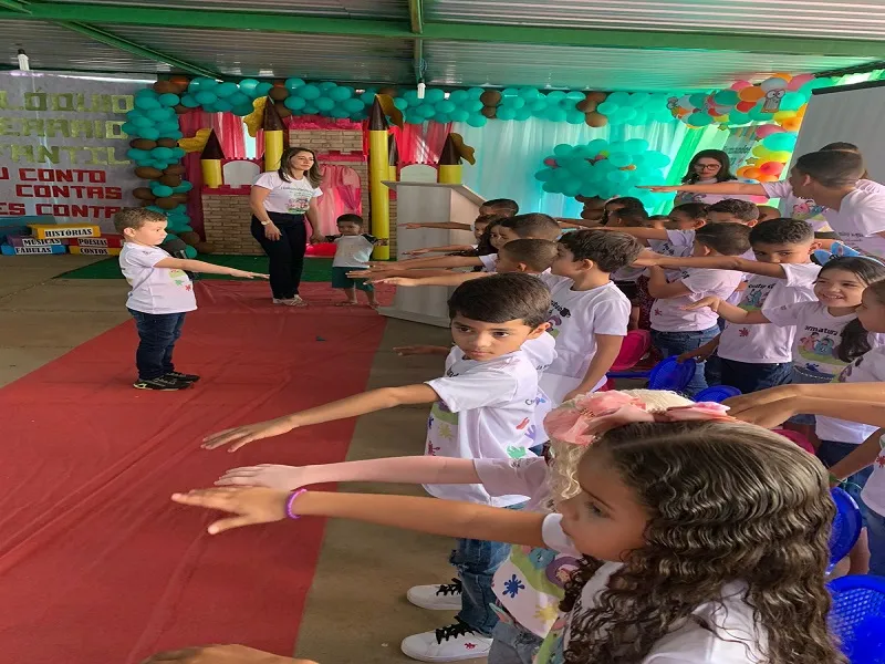 Creche Sossego da Mamãe celebra encerramento do ano letivo com Colóquio Literário e Formatura do ABC