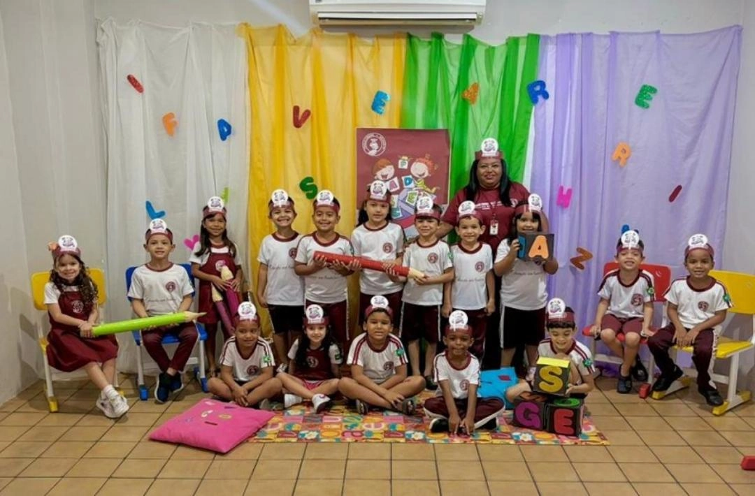 Colégio Paulo Freire realiza culminância do Projeto Silabando com Alegria com os alunos do Infantil II