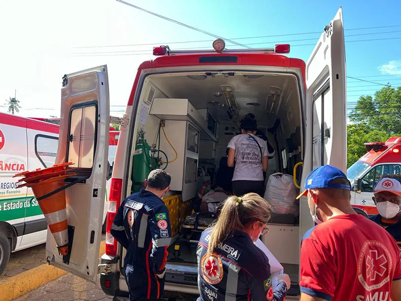 Hospital Regional de Oeiras recebe pacientes transferidos após incêndio no Justino Luz em Picos