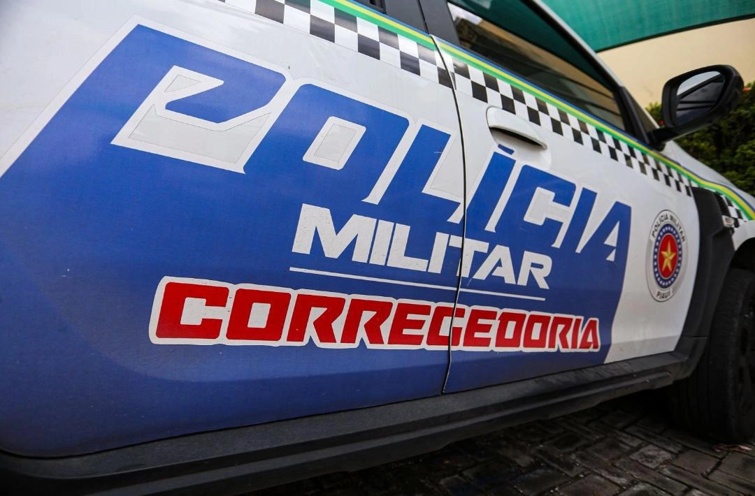 Jornalista denuncia agressão e cárcere de ex-namorada PM; suspeito é preso