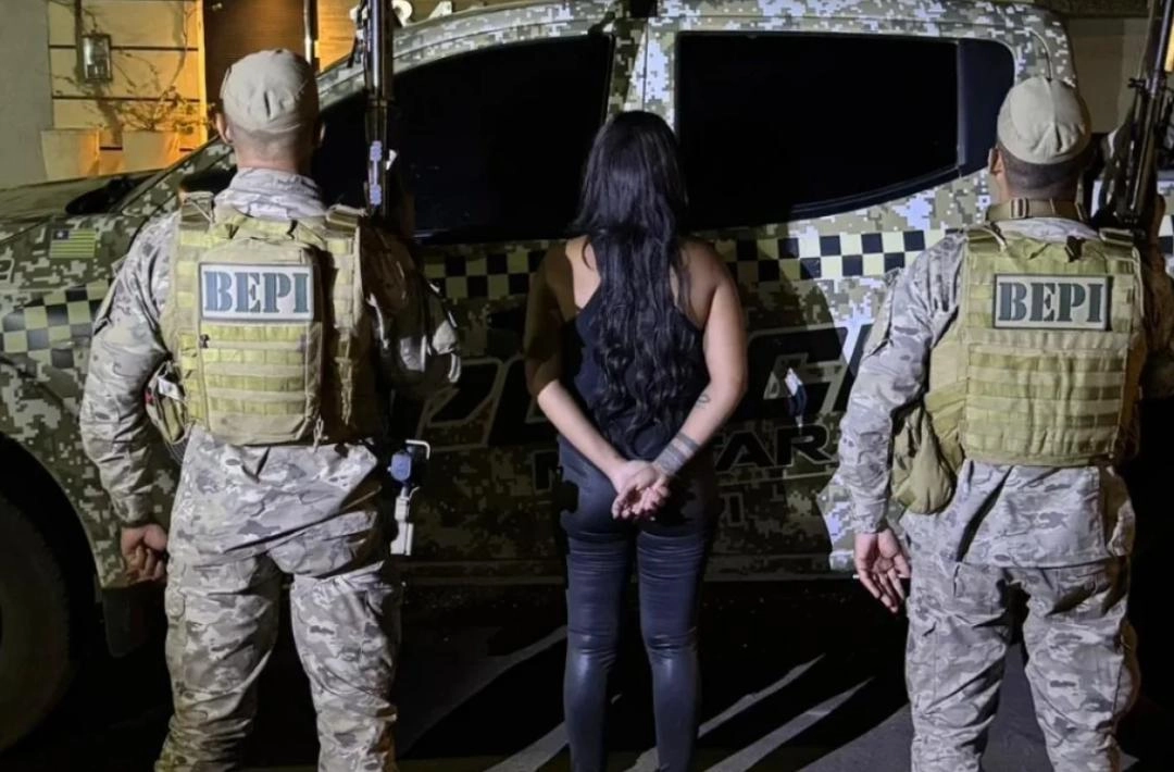 Mulher é presa com cocaína em Picos após denúncia de movimentação suspeita em motel
