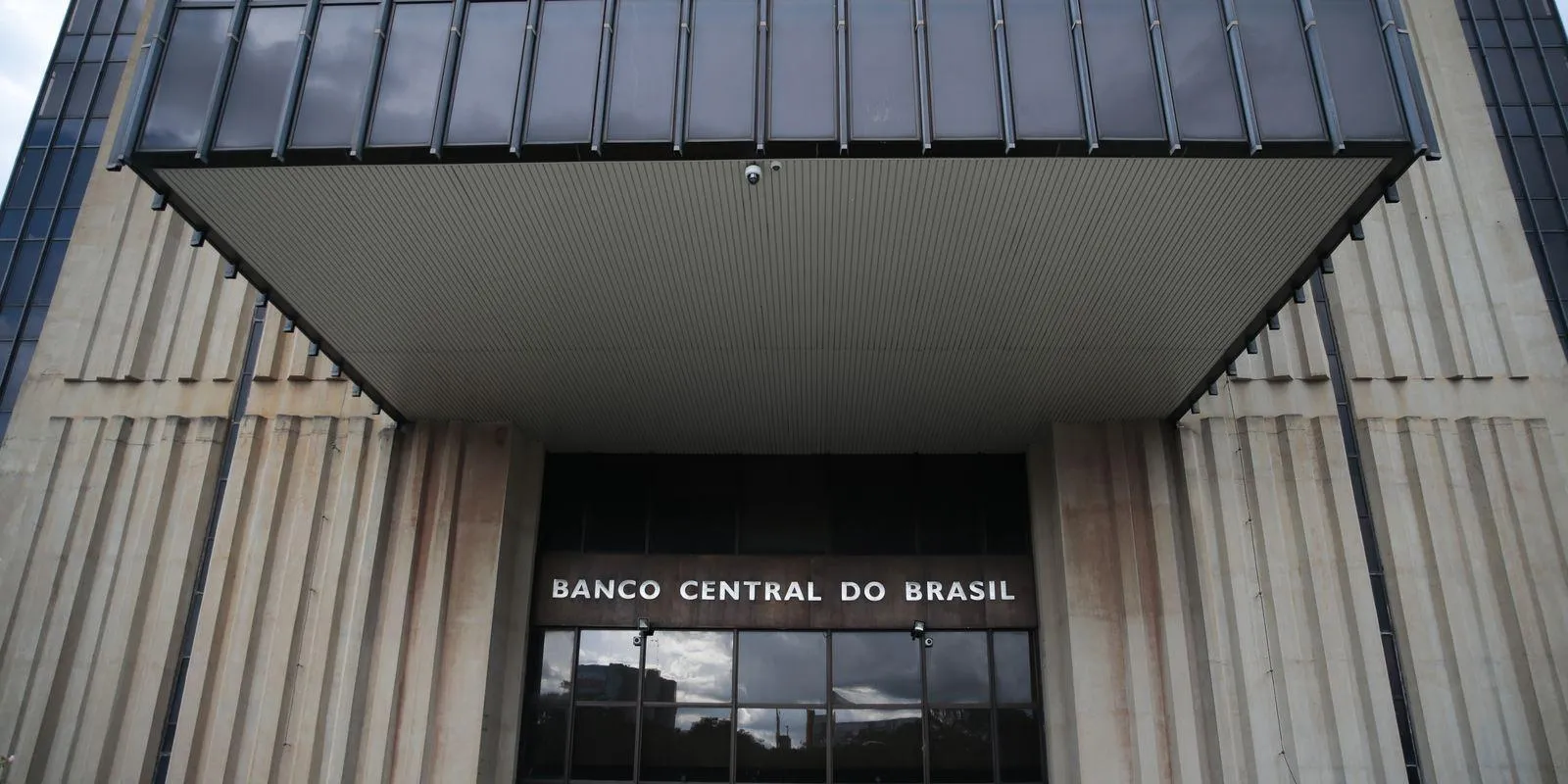 Banco Central registra prejuízo de R$ 114,2 bilhões em 2023: Análise e Impactos