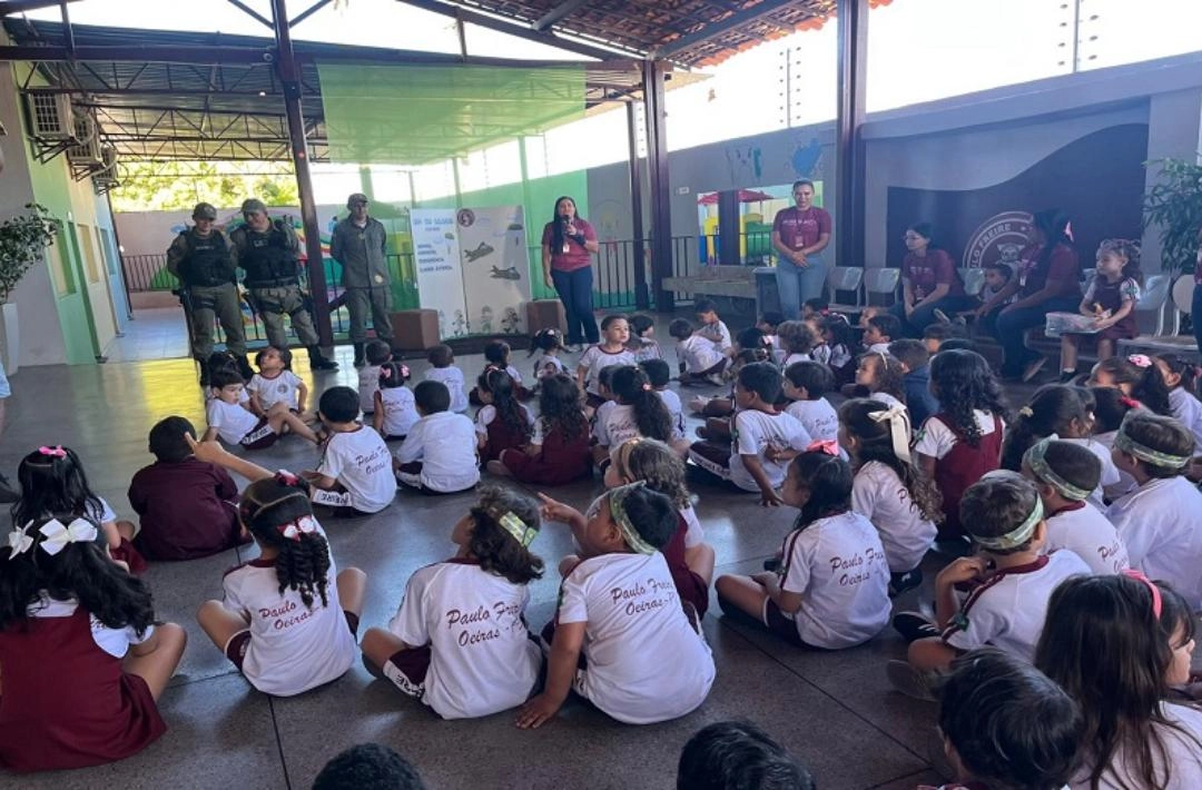 Sociedade Educacional Paulo Freire promove atividade em alusão ao Dia do Soldado