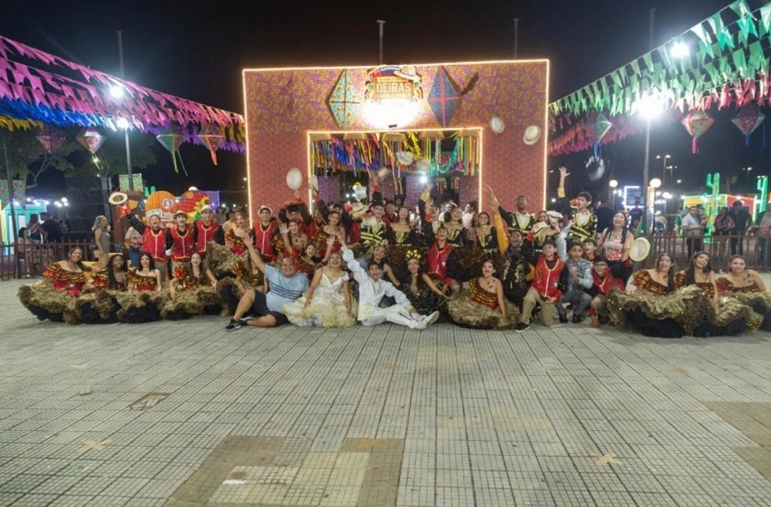 Festa Junina do Colégio Paulo Freire lota Praça de Eventos com alegria, ritmo e identidade