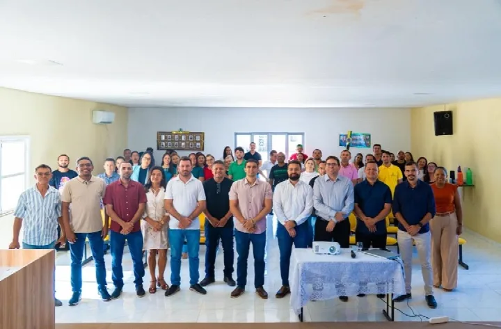 Prefeitura de Colônia do Piauí apresenta LDO e relatórios de gestão em audiência pública