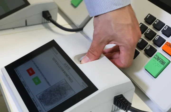 Faltam 11 dias: biometria é obrigatória para votar? Veja o que diz o TSE