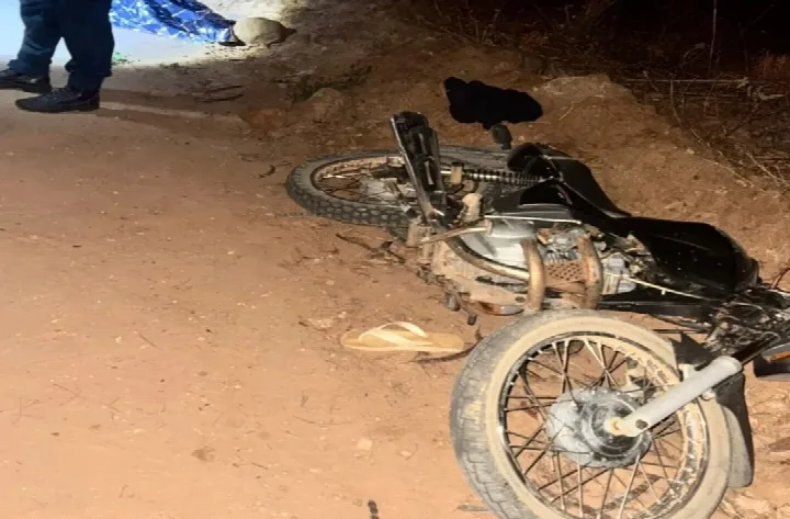 Homem morre em acidente de motocicleta na zona rural de Simões