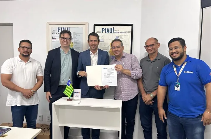 Prefeitura de Oeiras firma parceria com o Badespi para impulsionar empreendedorismo local