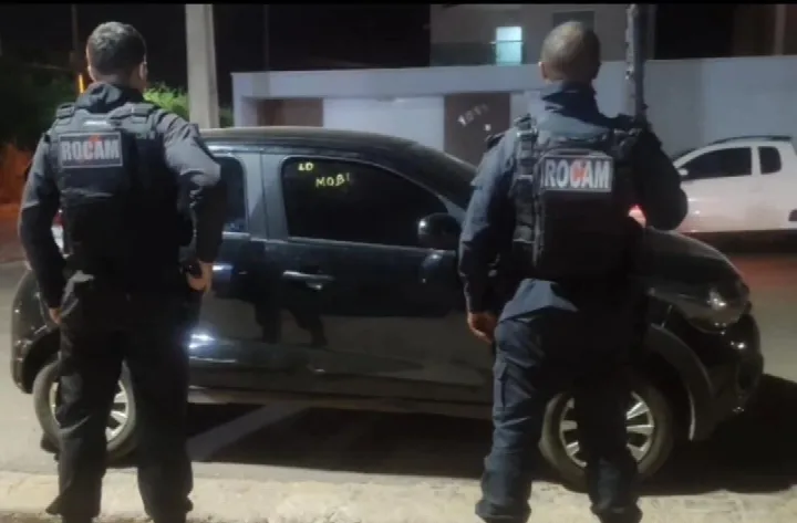 Polícia Militar recupera carro clonado e munições após assalto com reféns em Picos