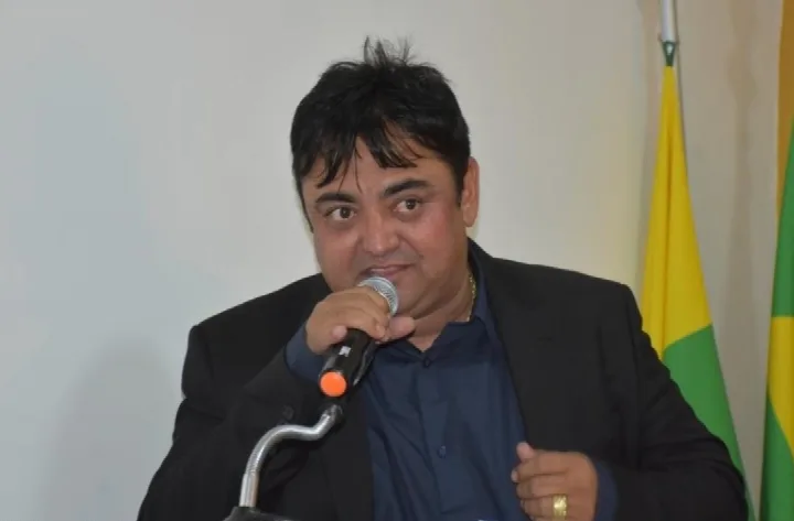 Prefeito de Alegrete do Piauí é suspenso do PT após denúncia de realizar ameaças