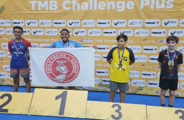 Mesa-tenista oeirense Israel Júnior brilha em campeonato nacional e conquista ouro e prata em Caruaru