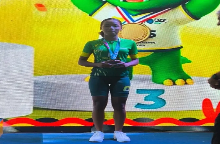Aluna de Colônia do Piauí conquista medalha de bronze nos Jogos Escolares Brasileiros
