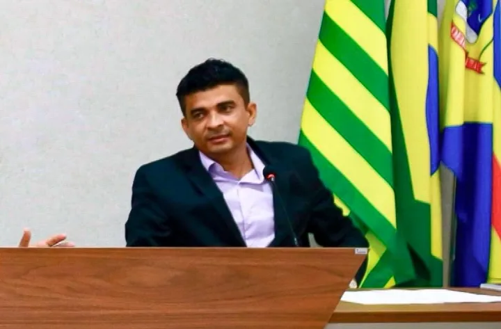 Câmara de Oeiras aprova nomeação de Evandro Borges para diretor do SAAE
