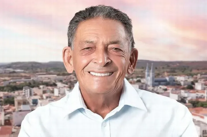 Pesquisa aponta liderança de Gil Paraibano pela primeira vez na corrida pela Prefeitura de Picos