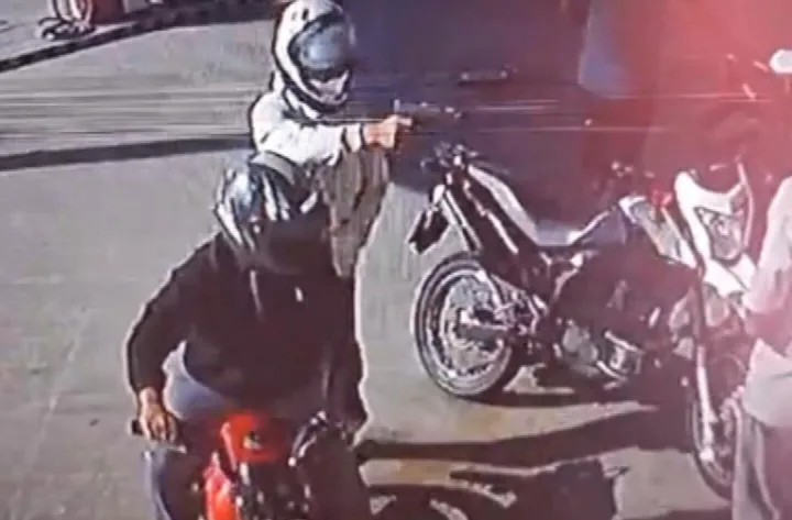 VÍDEO: Posto de combustíveis é assaltado duas vezes no mesmo dia em Oeiras