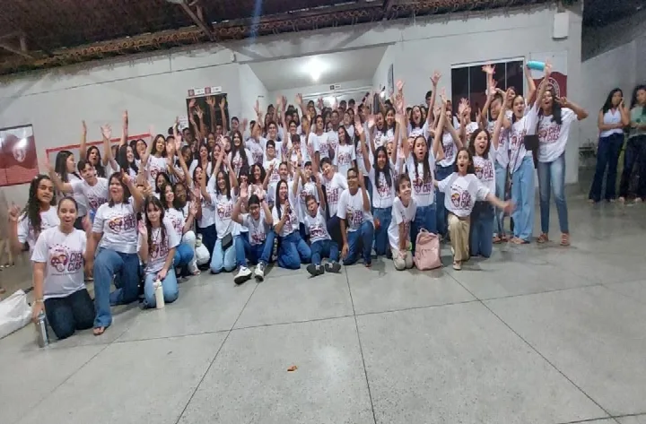 Alunos da Sociedade Educacional Paulo Freire apresentam pesquisas sobre natureza e sustentabilidade na IX Feira de Ciências