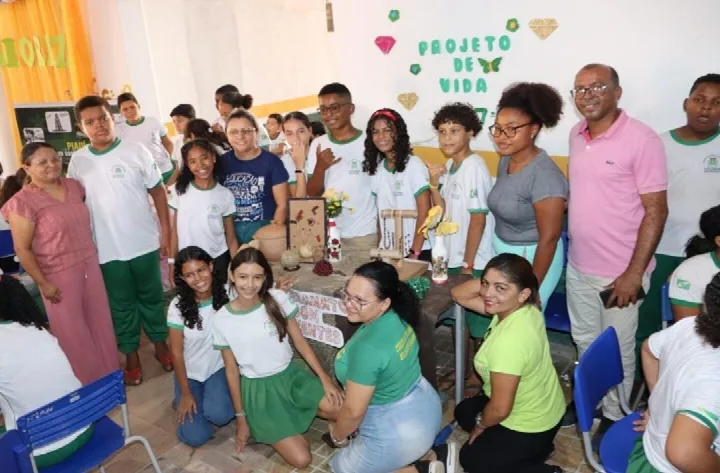 Escola Municipal Eliseu promove Feirinha Empreendedora para valorizar a cultura e incentivar o empreendedorismo