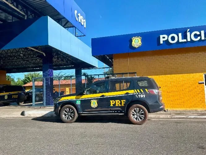 Acidente com kombi deixa quatro feridos no interior do Piauí; motorista do outro veículo fugiu