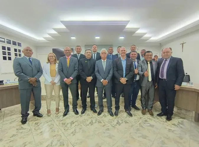 Câmara Municipal entrega Título de Cidadania Oeirense ao empresário José Rivaldo e ao professor Laerte Amorim