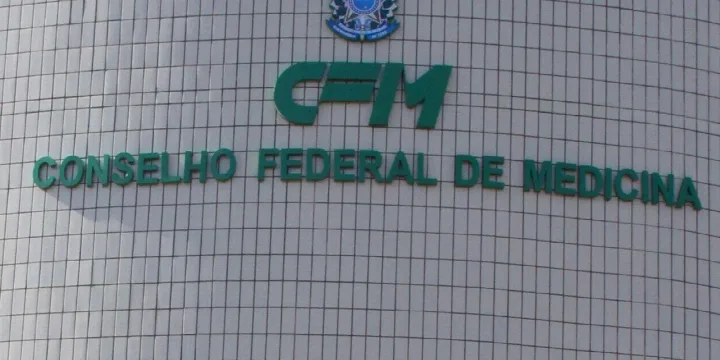 Assistolia: Presidente do CFM denuncia crueldade no diagnóstico de parada cardíaca