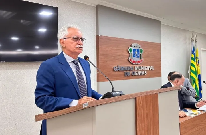 Vereador Espedito Martins apresenta projeto que defende a proibição de procedimentos estéticos traumáticos em animais