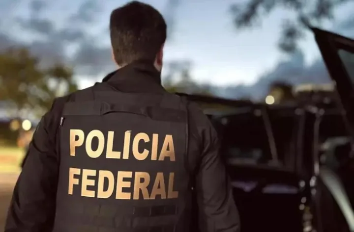 Polícia Federal apura venda de diplomas falsos no Piauí e em outros 11 estados