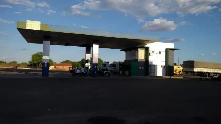 Ladrão rouba cerca de R$ 1.000,00 em assalto a posto de combustíveis em Oeiras