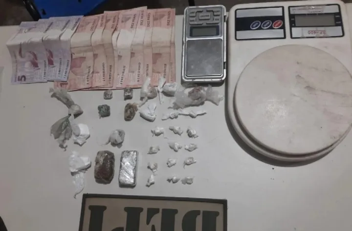 'Dona Chica' e outros dois suspeitos são presos por tráfico de drogas em Picos
