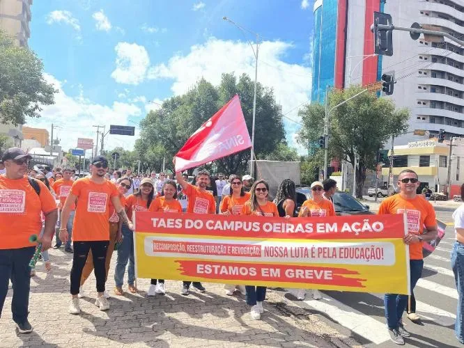 Greve no IFPI Campus Oeiras entra no segundo mês com novas mobilizações e Roda de Conversa