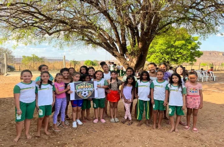 Fundação Asas realiza campeonato alusivo ao Dia das Crianças e arrecada donativos para família atingida por incêndio