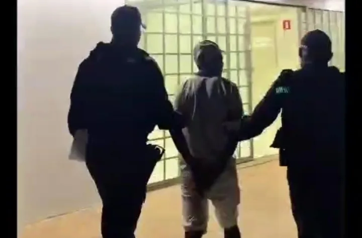 Homem é preso após agressão a companheira durante aniversário de Campinas do Piauí