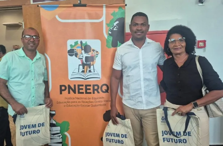 Colônia do Piauí participa de encontro estadual sobre educação antirracista e sanciona lei voltada à educação quilombola