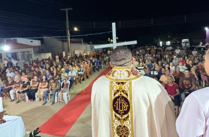 Festejos de São Francisco são encerrados na comunidade Oitis, em Colônia do Piauí