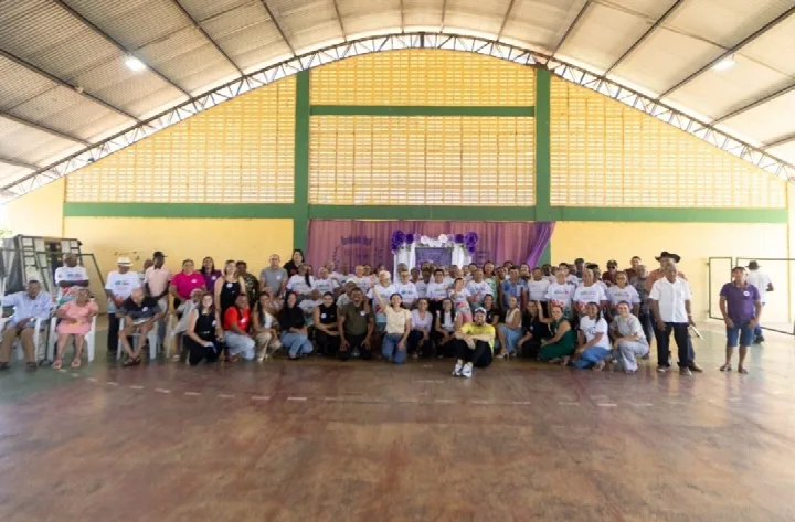 Junho Violeta mobiliza idosos em São Miguel do Fidalgo com serviços, palestra e apresentações culturais