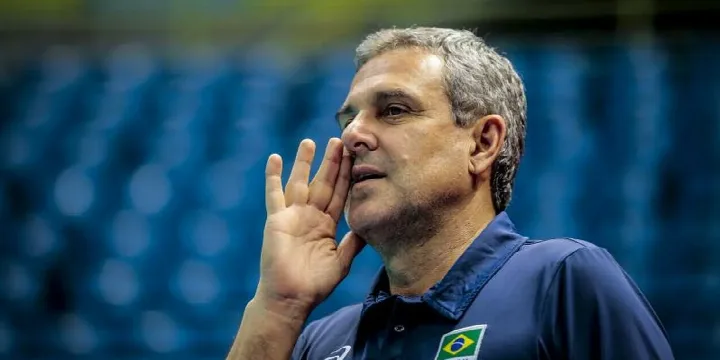 Zé Roberto convoca seleção feminina de vôlei para Paris 2024