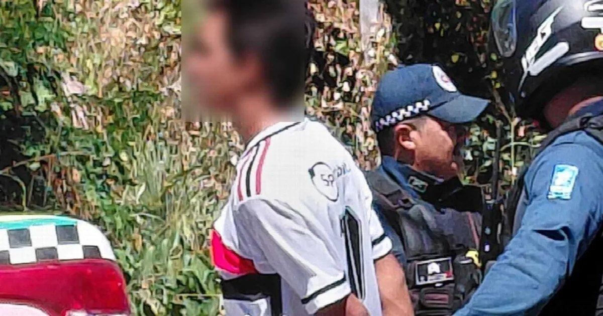 Adolescente é apreendido após furtar moto de delegacia em Inhuma