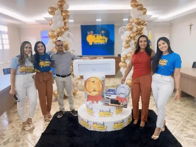 Prefeitura entrega prêmios do desafio ‘Contador Amigo do Leão’ e beneficia novas famílias com Cartão Reforma em Oeiras