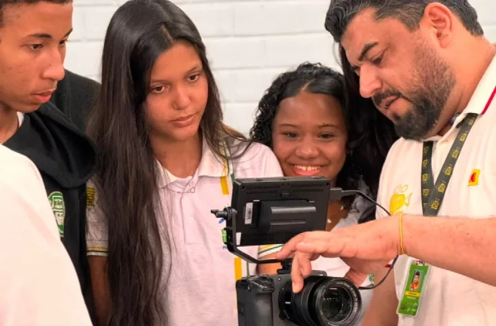 Seduc inicia nova etapa do projeto Cinema na Escola em sete municípios
