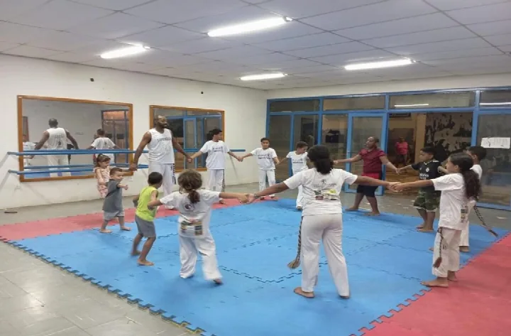 Projeto CapoeirAção promove inclusão social e resgate cultural em Oeiras