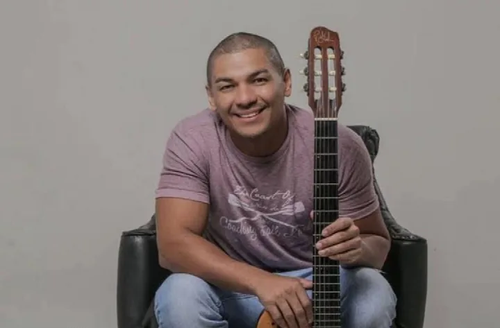 Vavá Ribeiro se apresenta no Mirante do Morro da Cruz nesta sexta-feira, 26