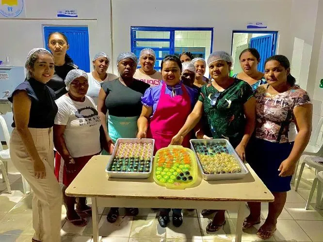 Semas realiza curso de Docinho Gourmet e promove oportunidades de geração de renda em Oeiras