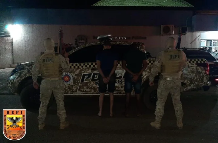 Polícia desarticula ponto de tráfico e prende dois suspeitos em Jaicós