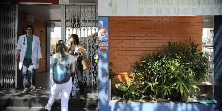 Hospitais federais do Rio passarão por reestruturação, afirma ministra da saúde