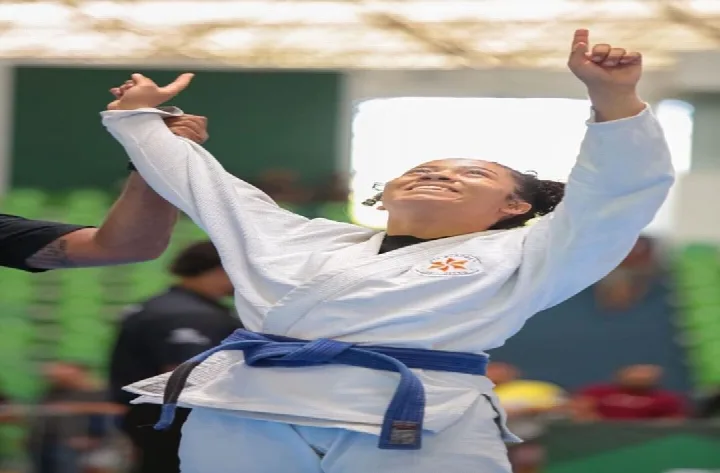 Atleta oeirense Yasmin Vitória conquista ouro e prata no Parnaíba Open e se prepara para o Brasília Open