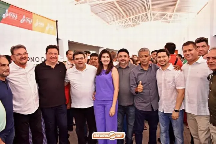 Governador assina ordem de serviço para asfaltamento da PI 263 que interliga Picos a Santa Cruz do Piauí