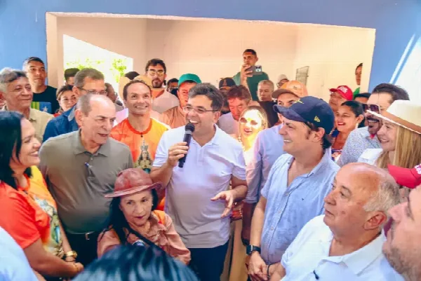Ex-prefeito Roger Linhares deixa oposição e declara apoio à Rafael Fonteles — imagem 1