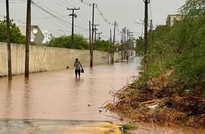 Chuva provoca alagamentos e queda de energia elétrica em Picos
